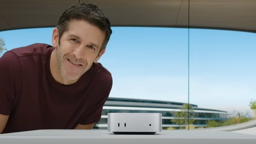 Apple leadership change