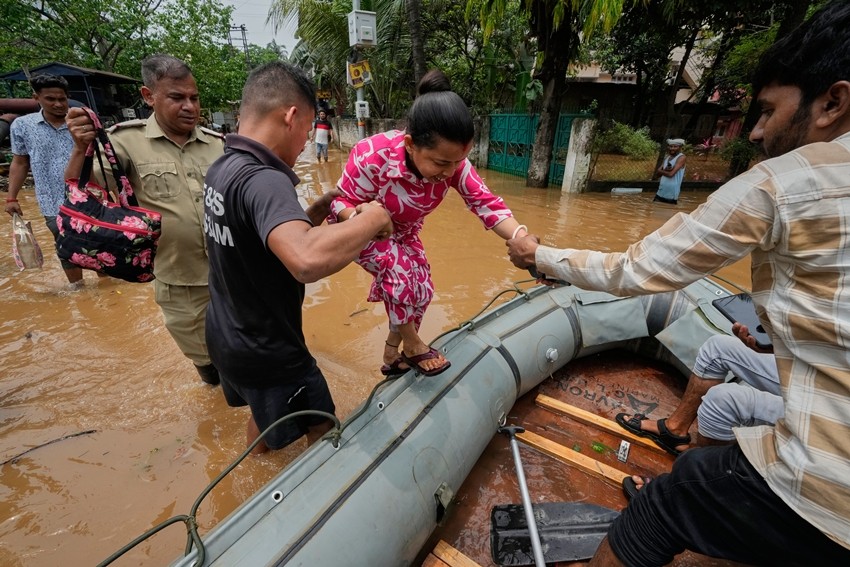 Heavy Rain Leaves Guwahati Waterlogged