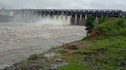 जबलपुर के बरगी डैम में क्रूज पलटा, चार लोगों की मौत, कई लापता