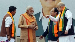 बंगाल के समर को जीतने के लिए मैदान में उतरेंगे PM मोदी-शाह, पार्टी ने इन नेताओं को भी बनाया स्टार प्रचारक