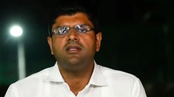 ‘पुलिस अधिकारी ने रोकी गाड़ी और मुझपर पिस्तौल तानी’, हरियाणा के पूर्व उपमुख्यमंत्री ने पुलिस पर लगाया गंभीर आरोप