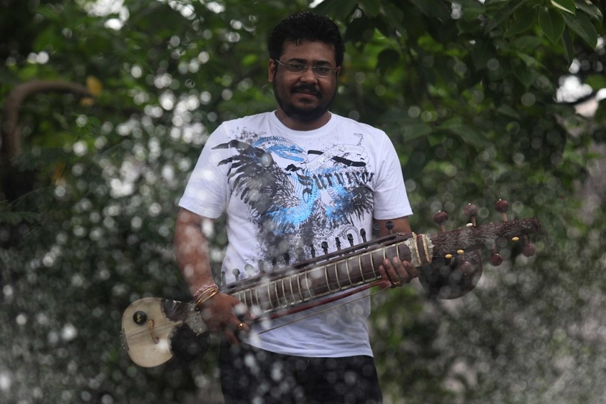 Esraj