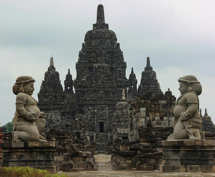 Hindu temple restoration