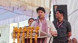 ‘मेरी गाड़ी में AC नहीं चलता, चंबल की चमड़ी थोड़ी मोटी है’, जब सिंधिया ने जेब से निकाली प्याज और बोले…