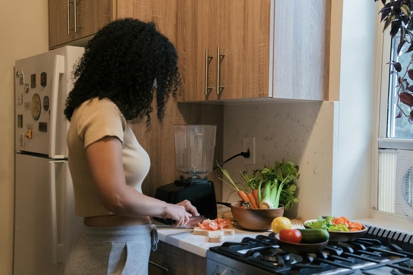 Kitchen Hacks That Make cooking Easy and Fun