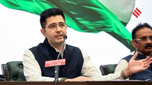 AAP को अलविदा कह BJP का थामा दामन, जानें राघव चड्ढा का सियासी सफर