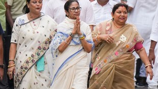 Mamata Banerjee warning voters BJP money, cash for votes Bengal,