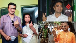 बंगाल चुनाव का दूसरा चरण, मतदान केंद्रों पर लगी लंबी कतारें, वोट डालकर सौरव गांगुली ने दिखाई स्याही लगी उंगली, देखें तस्वीरें