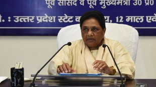 Mayawati Welcomes Woman reservation in parliament lower house asks this from government