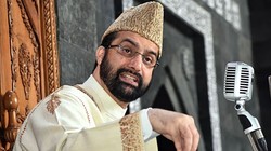 सेना की कार्रवाई के दौरान कश्मीरी व्यक्ति की मौत पर मीरवाइज ने उठाए सवाल, जानें क्या कहा