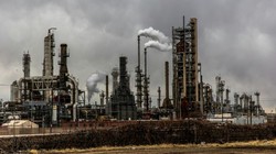 मध्य-पूर्व की ज्वालामुखी: अमेरिका-इजरायल और ईरान संघर्ष के पीछे मानवता और तेल संकट | संपादकीय