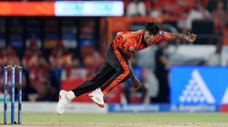 ‘स्लो बॉल में स्पिन जैसा टर्न, पेस में नियंत्रण’,वरुण एरोन ने बताया कैसे हुए साकिब हुसैन तैयार