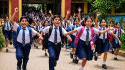 मई मतलब छुट्टियों का महीना! गजटेड हॉलिडे से लेकर गर्मियों की छुट्टियों तक बच्चों की मौज कर देगा यह महीना