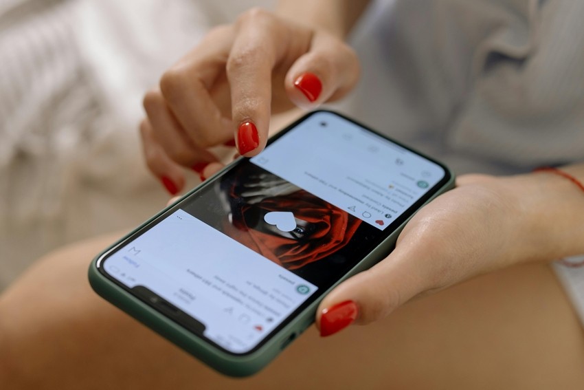 Scrolling social media