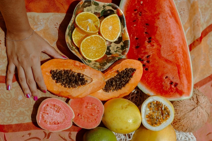 These 7 Summer Superfoods Will Keep Your Body Cool and Balanced