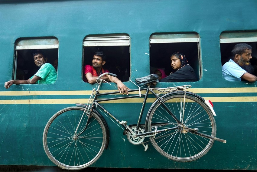 Trains vs Bicycles History
