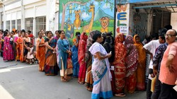 Bengal Elections 2026 Voting Guide: बंगाल में कल 142 सीटों पर मतदान, बूथ पर क्या ले जाएं और क्या ना ले जाएं, पढ़ें पूरी गाइड