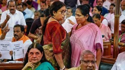 नारी शक्ति नारा मजबूत, लेकिन महिलाओं के जीवन में बदलाव पर अब भी संशय | आंकड़े उठाते हैं असहज तथ्य