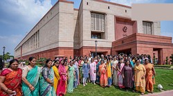 महिला आरक्षण बिल चुनाव के बीच फिर बना बहस का मुद्दा, विपक्ष ने समय पर उठाया सवाल