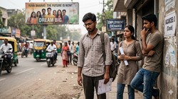डिग्री के बाद भी खाली हाथ, ‘युवा भारत’ का सपना फिसल रहा है; बढ़ रहीं चुनौतियां | विचार