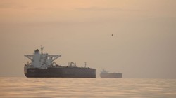 होर्मुज की नाकेबंदी तोड़ने की कोशिश कर रहे ईरानी जहाज को अमेरिका ने किया जब्त, ईरान ने दी जवाबी कार्रवाई की धमकी