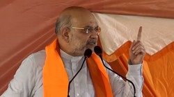 बेरोजगारों को देंगे तीन हजार रुपये मासिक भत्ता, बंगाल में मतदान से पहले अमित शाह ने लगाई वादों की झड़ी