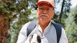 कुछ देर पहले ही तो पत्नी के लिए खरीदा था स्कार्फ, मिनटों बाद पहलगाम आतंकी हमले में मारे गए दिलीप देसाले