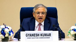 CEC Removal Notice: मुख्य चुनाव आयुक्त ज्ञानेश कुमार को हटाने की फिर उठी मांग, 73 सांसदों ने राज्यसभा के महासचिव को सौंपा नोटिस