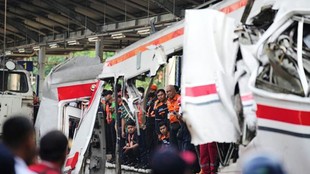 indonesia train crash, Indonesia train Accident, Train Accidentt