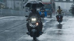 महाराष्ट्र में भारी बारिश के बावजूद मुंबई में क्यों रहा सूखा?