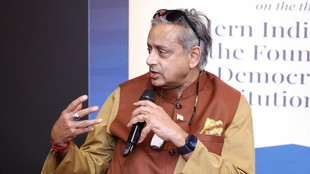 Hormuz Strait crisis , Indian maritime trade , Shashi Tharoor on Hormuz Crisis
