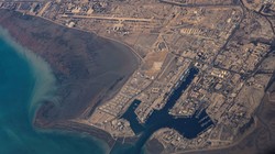 पाकिस्तान के जहाज को आखिरी समय में स्ट्रेट ऑफ होर्मुज से क्यों लेना पड़ा यू-टर्न?