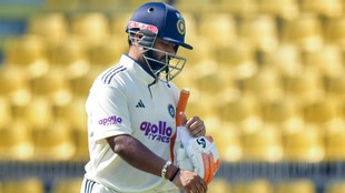 Rishabh Pant, Rishabh Pant Out in ODI Team India, Rishabh Pant Loses His Vice Captaincy In Indian Test Team