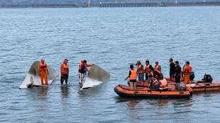 Bargi Dam boat accident: Eyewitnesses claim cruise operator ignored strong wind warnings before capsizing. Rescue operations underway in Jabalpur.