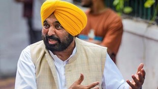 पंजाब निकाय चुनावों के नतीजे सामने आते ही आम आदमी पार्टी (AAP) ने जीत का जश्न शुरू कर दिया