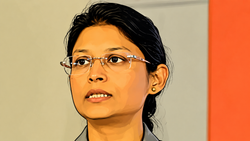 कौन हैं पद्मा जायसवाल, केंद्र ने भ्रष्टाचार के आरोपों पर किया बर्खास्त; IAS बोलीं- नहीं है कोई जानकारी
