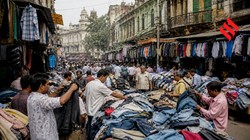 कोलकाता के 5 सबसे मशहूर मार्केट, काफी सस्ते में मिलते हैं कपड़े