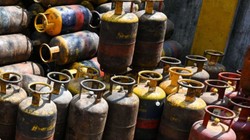 कमर्शियल सिलेंडर के दाम में 993 रुपये का इजाफा, अब 3071 रुपये चुकाने होंगे
