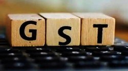 GST कलेक्शन में रिकॉर्ड उछाल, लेकिन राहत के पीछे छिपी हैं नई मुश्किलें | संपादकीय