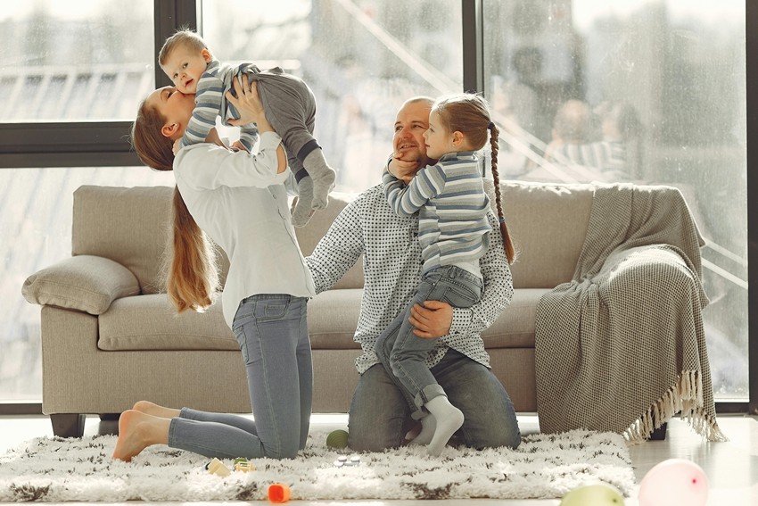 Global Family Inequality