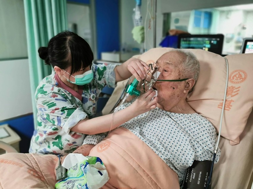 History of International Nurses Day