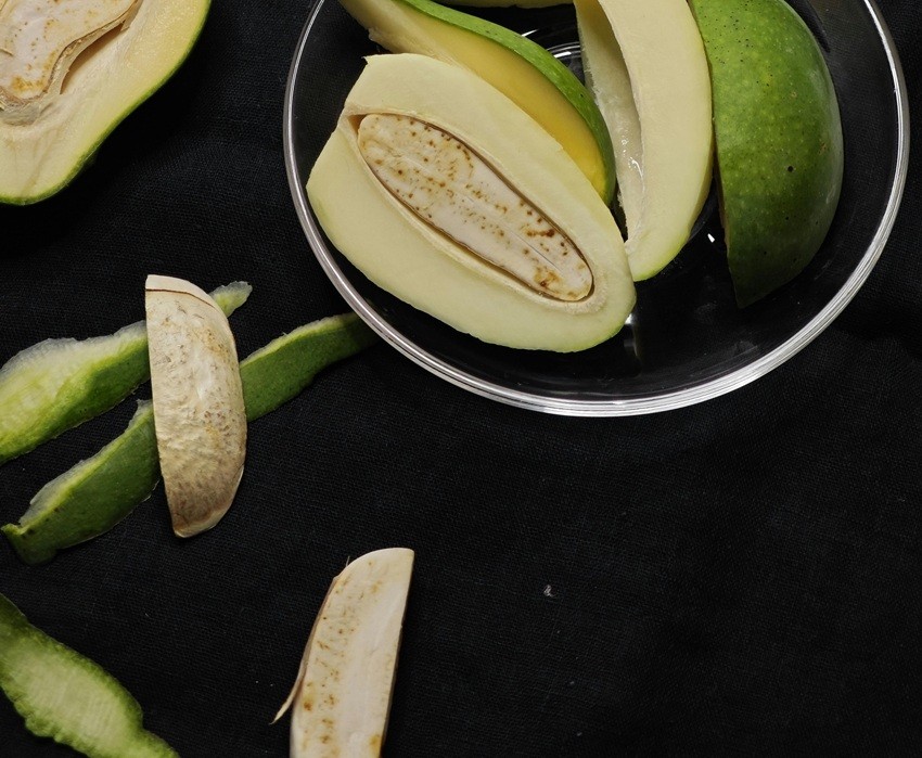 How to reuse mango peels