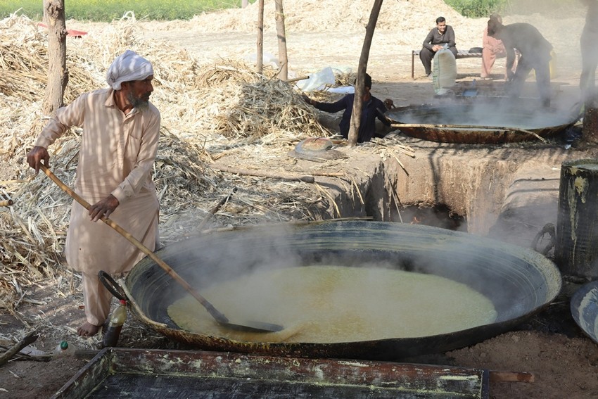 Indian kitchen sweeteners