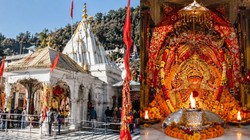 मां ज्वाला देवी मंदिर में क्यों जलती रहती हैं अखंड ज्योतियां, जानिए रहस्य, इतिहास और महत्व