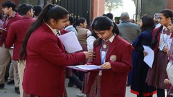 हिमाचल बोर्ड 10वीं परीक्षा में बड़ा घोटाला, फॉरेंसिक जांच में उत्तर पुस्तिकाओं से छेड़छाड़ की पुष्टि, छात्रों को मिलेंगे अतिरिक्त अंक
