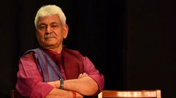 जम्मू-कश्मीर में लोग अपने बच्चों को गिरफ्तार करवाना चाहते हैं, एलजी मनोज सिन्हा का खुलासा | ड्रग संकट है वजह