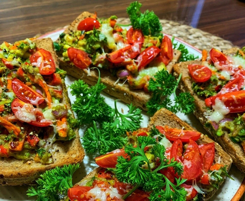 Masala Veggie Bread Toast