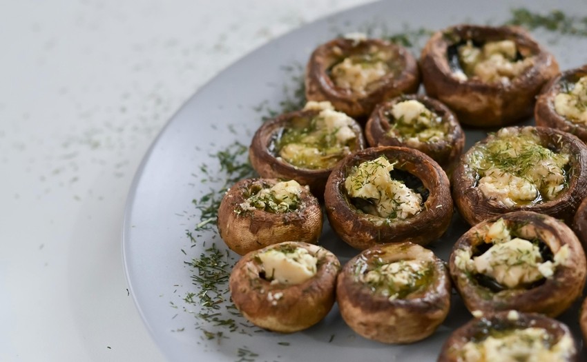 Mozzarella-stuffed mushroom caps