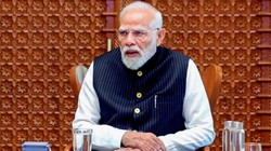 ‘तुमसे पहले वो जो इक शख्स…’, क्या यह शेर आप मोदी जी को सुना सकती हैं? भक्त का सवाल