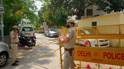 दिल्ली में अपराधियों का बढ़ता दुस्साहस, क्या कमजोर पड़ रही कानून-व्यवस्था | संपादकीय